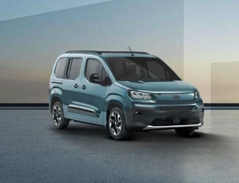 FİAT DOBLO COMBİ 1.5 130 HP BLUE HDİ AT