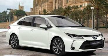 TOYOTA COROLLA 1.8 DREAM HYBRİD